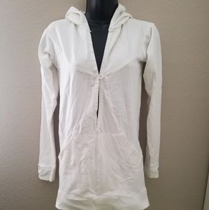 Nike Tops - Nike woman's top Nike Tops - Nike woman's top